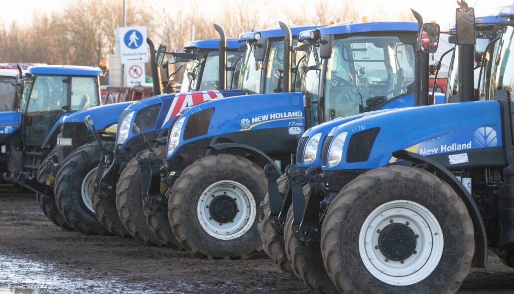 Tokat Şahinler Otomotiv Newholland Erbaa Şubesi